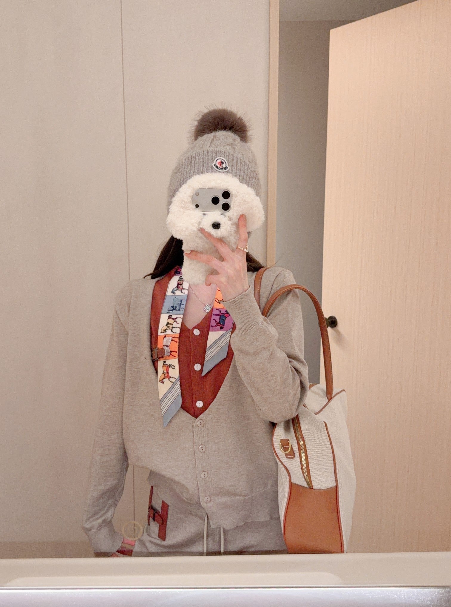 Hermes Causal Knitted Suit (With Scarf)